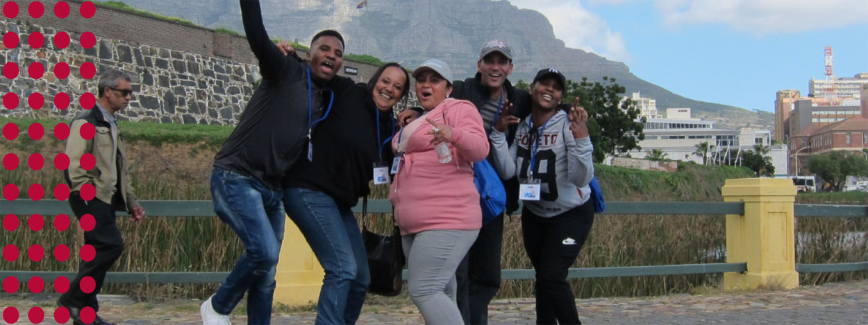 Teambuilding: ‘Amazing Race’ journey on the red City Sightseeing bus